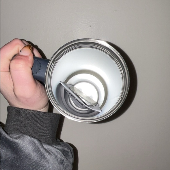 Stanley Teal Quencher H2.0 Tumbler - Picture 3 of 5